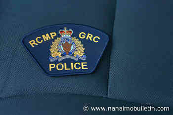 Man dead after small plane crashes near B.C. lake