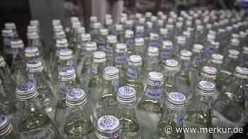 Großer Mineralwasser-Rückruf: Hersteller warnt vor Schimmel-Gefahr