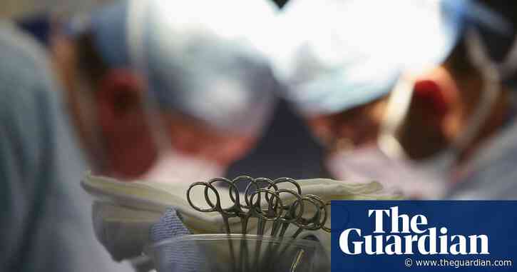 Senior doctors’ strike signals fight over NHS pay is just beginning