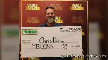Aberdeen man celebrates after $900k lotto win