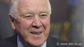 Craig Brown: Scotland's longest-serving manager dies aged 82