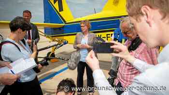 Faeser und Behrens besuchen Löschflugzeugstaffel in Braunschweig