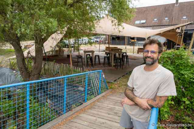 Café Bij Zates herleeft dankzij zomerbar van Project 13: “Er hangt hier zoveel nostalgie in de lucht”