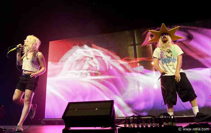 Fans react as 100 Gecs cancel UK and European tour “with no explanation”