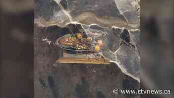 Possible 'distant ancestor' of pizza discovered in 2,000-year-old Pompeian painting
