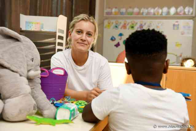 Juf Tatiana (24), die afgelopen zomer wanhopig naar werk zocht, heeft positief nieuws: “Ik mag blijven op Sint-Eduardus”