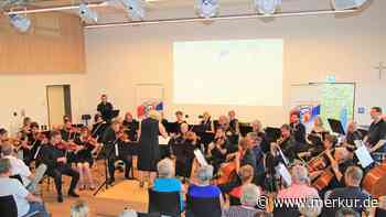 Musikalische Zeitreise durch 200 Jahre: Voller Bürgersaal beim Sommerkonzert in Fraunberg