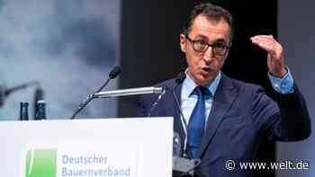 Özdemir verspricht Bauern Verlässlichkeit bei Umstellung