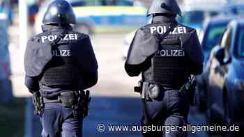 Polizei-Großeinsatz an Schule: Bewaffneter Mann über Notfall-App gemeldet