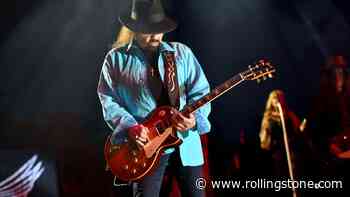See Gary Rossington’s Final Performance of ‘Gimme Three Steps’ With Lynyrd Skynyrd