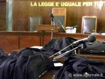 Vogliono processare Berlusconi anche da morto