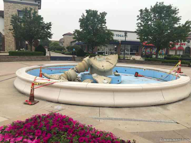 Teen, inspired by Spider-Man, behind fountain collapse at Jefferson Pointe