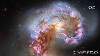 Supermassereiche Schwarze Löcher bringen das Universum zum Brummen – und wir können endlich mithören