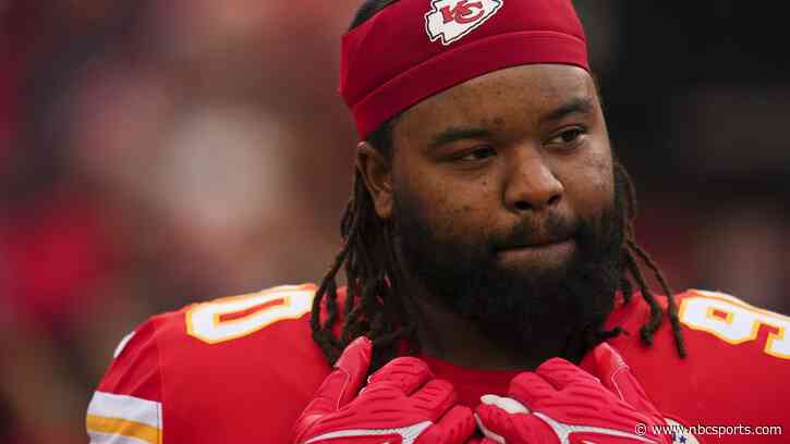 Panthers sign Taylor Stallworth