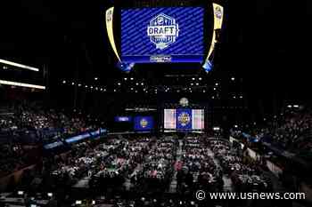 NHL Draft Wraps up With 11 Picks for Chicago, Dearth of Trades Ahead of Free Agency