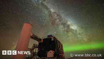 Milky Way: Icy observatory reveals 'ghost particles'