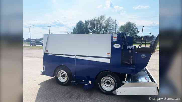 'We're gonna need a bigger plug': Didsbury, Alta., to take possession of all-electric Zamboni