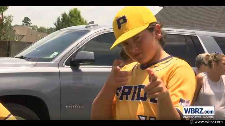 'My mom is single': 11-year-old LSU fan goes viral after his plea to pitcher Paul Skenes