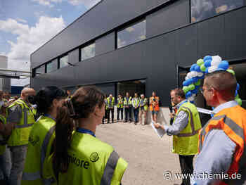 Umicore beschleunigt Forschung und Entwicklung im Bereich Batteriematerialien für Elektrofahrzeuge