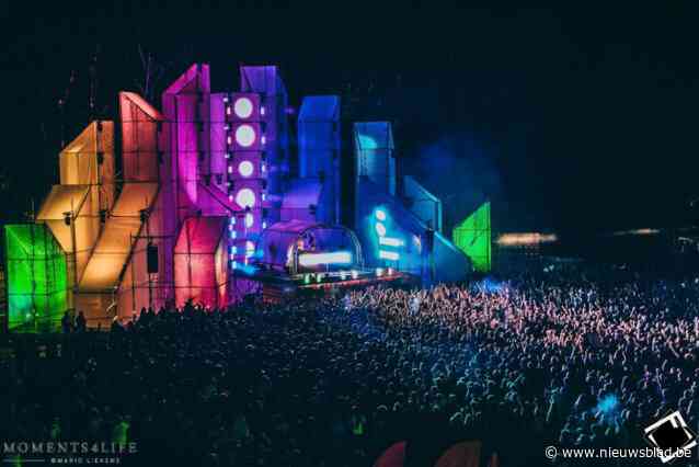 Hoe een idee op de speelplaats uitgroeide tot feest voor 8.000 jongeren: “Niet slecht he, voor een chirofuifke”