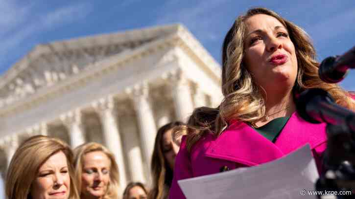 Supreme Court rules in favor of Christian designer in gay wedding website case