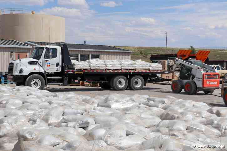 New Mexico stocks up on sandbags for flood-prone burn scars