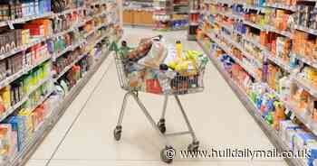 Top 10 tips that could cut food shopping bill in half, from personal finance expert