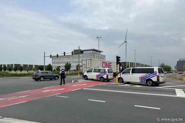 Voka tilt zwaar aan stroompanne in Antwerpse haven, Fluvius: “Ontplofte schakelkast ging sowieso vervangen worden”