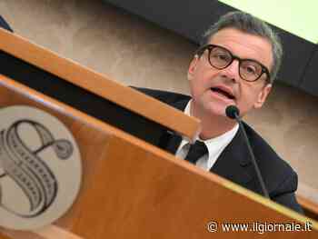 "Per avere 15 minuti di notorietà...". Così Calenda brucia l'opposizione compatta