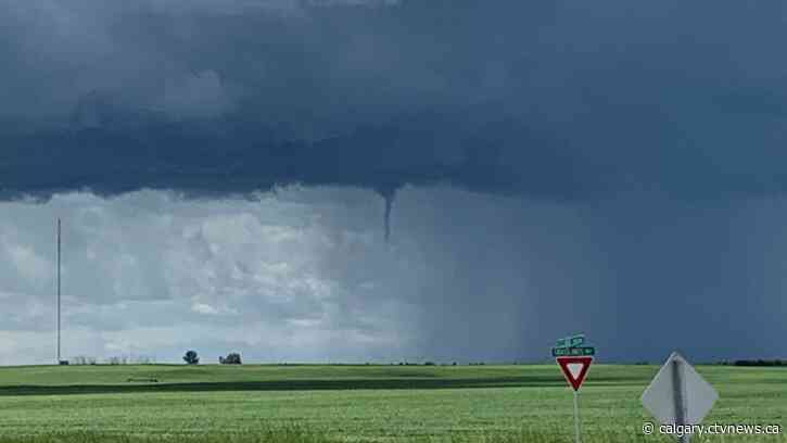 Environment Canada cancels tornado warning for Okotoks, High River and Foothills