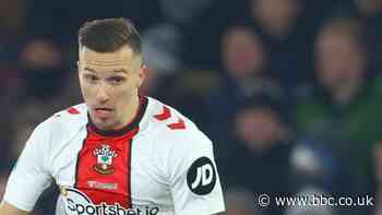 Mislav Orsic: Southampton winger completes move to Turkish side Trabzonspor