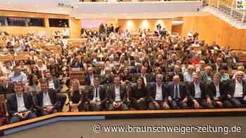 85 Jahre Wolfsburg: Stadtempfang im Scharoun-Theater