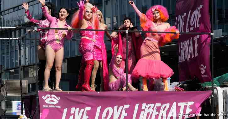 Tausende bei Queer-Parade in Seoul