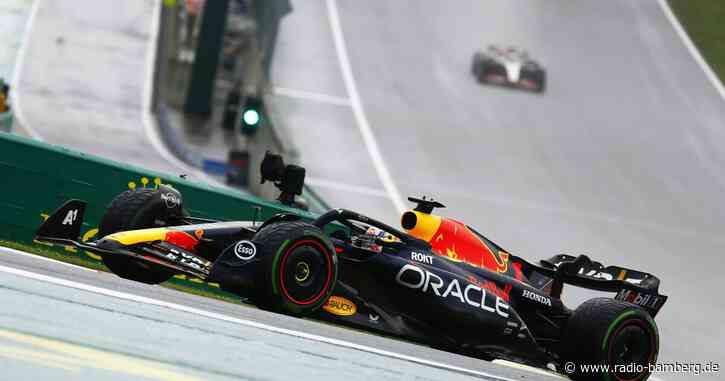 Verstappen gewinnt Sprintrennen in Österreich