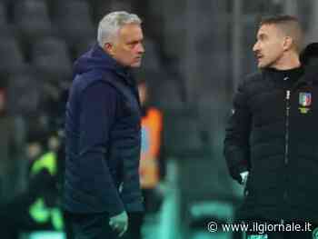Litigò con Mourinho durante Cremonese-Roma: l'arbitro Serra "silurato" dall'Aia