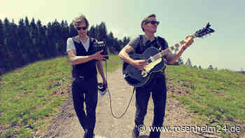 „König vom Chiemsee“: Zwei Sandkasten-Freunde schreiben Heimat-Hymne