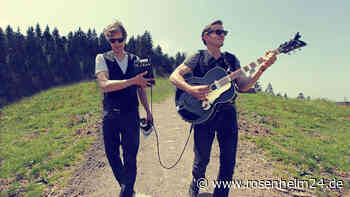 „König vom Chiemsee“: Zwei Sandkasten-Freunde schreiben Heimat-Hymne