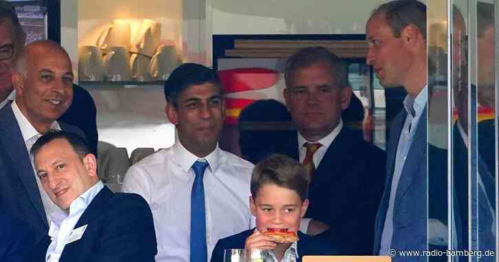 Prinz Williams Vater-Sohn-Tag mit George beim Cricket