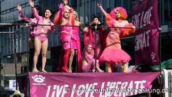 Tausende bei Queer-Parade in Seoul