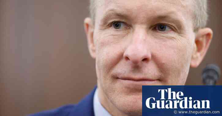 United canceled flights for thousands of passengers while the CEO took a private plane