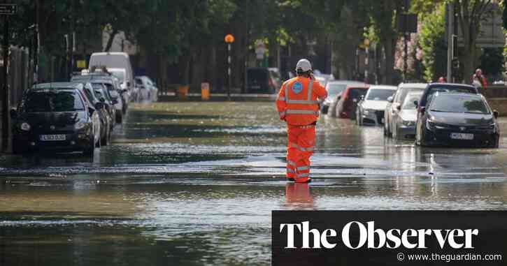 Exclusive: UK water giants recruit top staff from regulator Ofwat