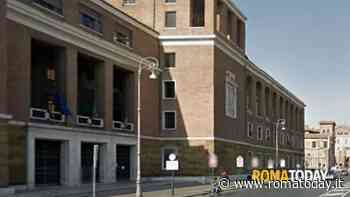 Furto all'ufficio anagrafe di via Petroselli