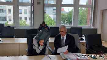 Kind in Güstrow verdurstet: Polizei führt den Ex-Freund der Mutter vor Gericht vor