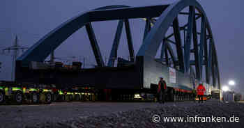 Eggolsheim: Neue Zugbrücke über A73 eingeschoben