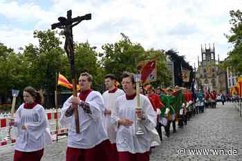 Hinter dem Kreuz durch Münsters Innenstadt