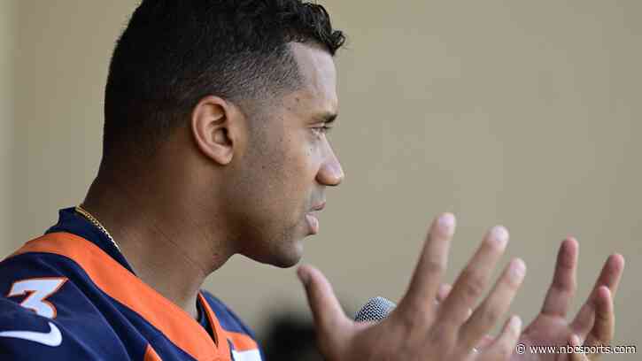 Mike Holmgren experienced "very curious," "very attentive" Russell Wilson in Seattle