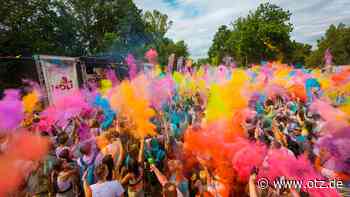 Bilder vom Holi-Farbenfest am Strandschleicher in Jena