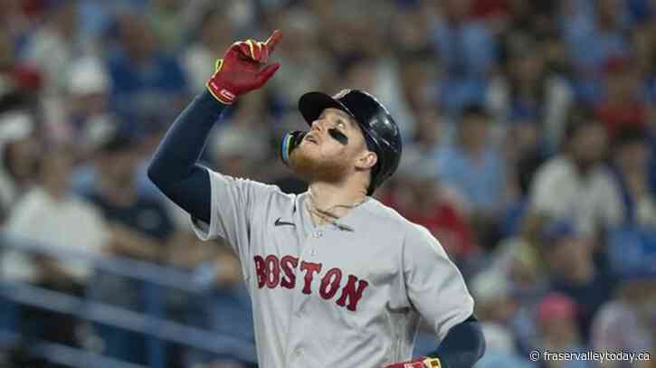 Red Sox complete three-game sweep of Blue Jays behind Verdugo’s winning home run