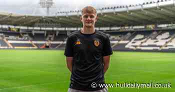 'Dream come true' - Owen Foster's verdict after joining boyhood club Hull City from Scunthorpe