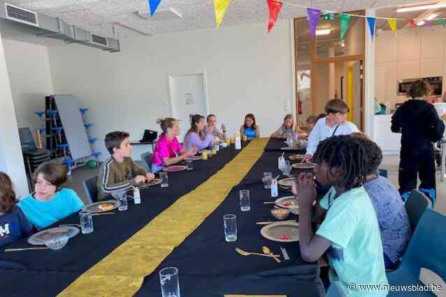 Zesde leerjaar van dorpsschool vertrekt in stijl